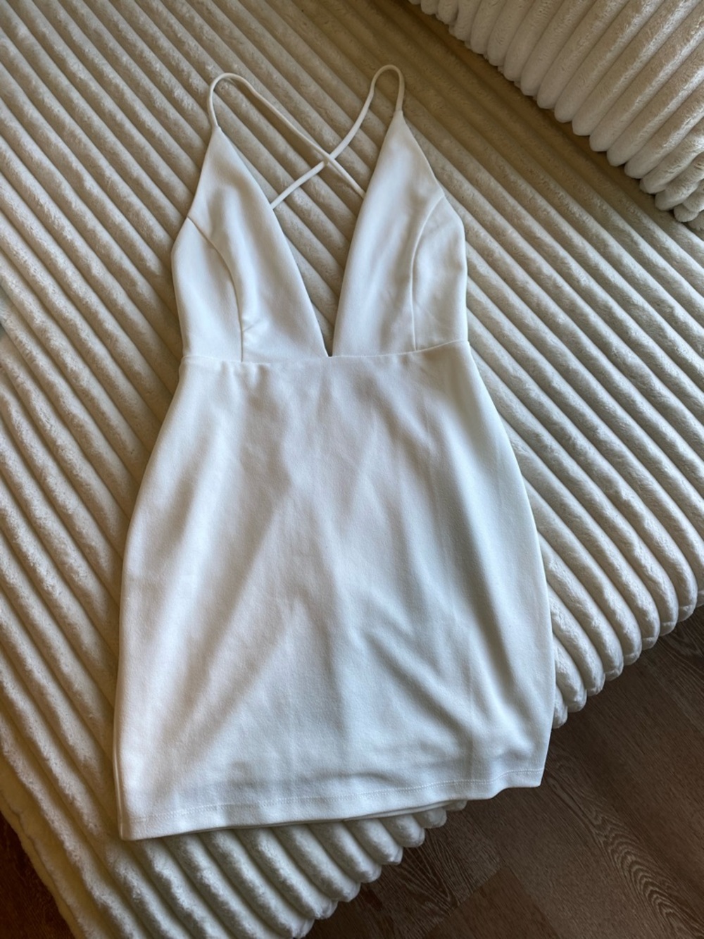Lulu's White Plunge Strapback Bodycon Dress